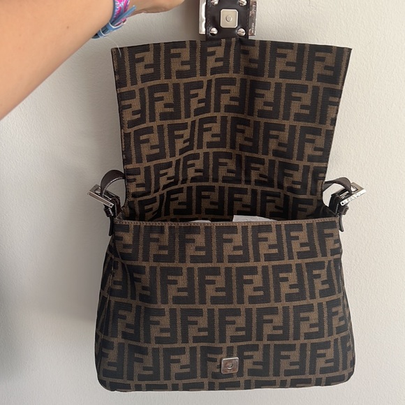 Vintage Fendi zucca mama baguette - Picture 10 of 16